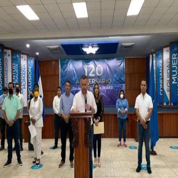 Conferencia de Prensa: Comité Central del Partido Nacional 